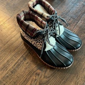 Simply, southern duck boot, cheetah print